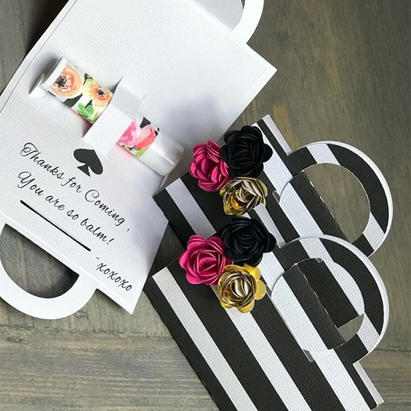 Custom party Favor Boxes Image 1