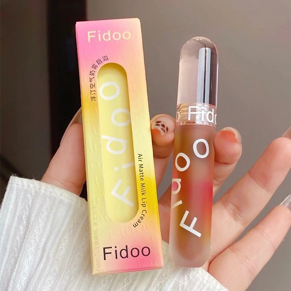 Pink Lip Gloss Packaging Image 1