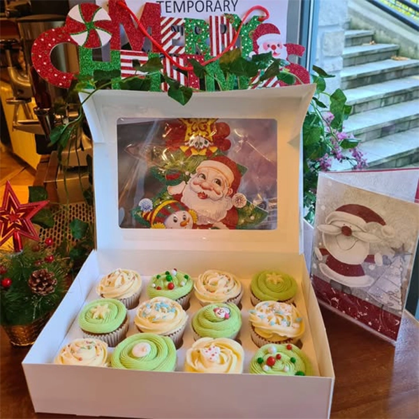 Christmas Cupcake Boxes Image 1